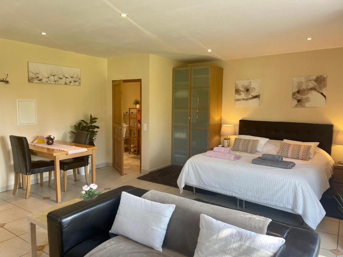 Gites Du Caylar - Chambres Et Appartments Le Caylar Ngoại thất bức ảnh