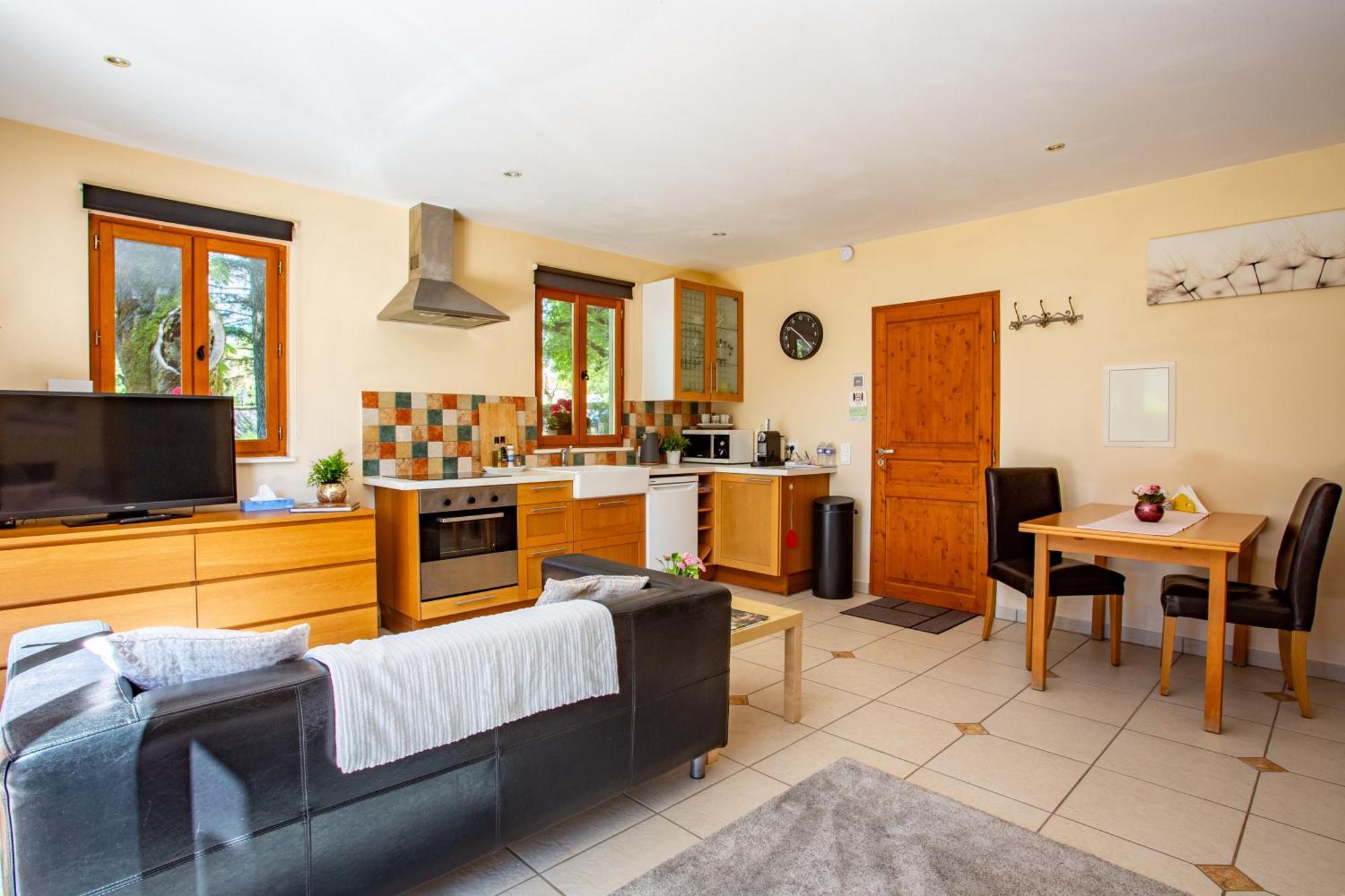 Gites Du Caylar - Chambres Et Appartments Le Caylar Ngoại thất bức ảnh