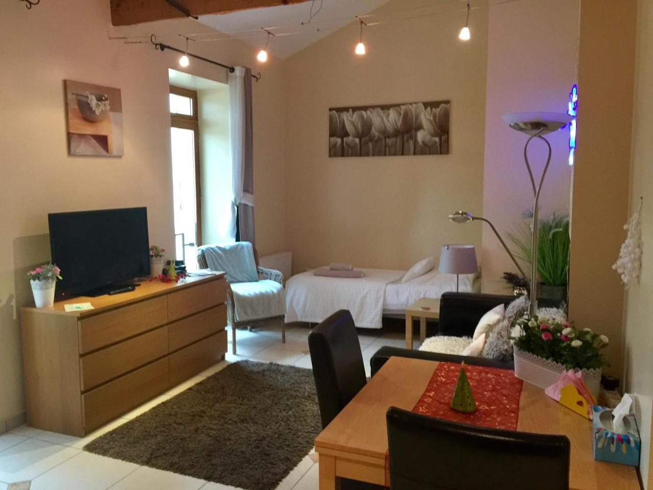 Gites Du Caylar - Chambres Et Appartments Le Caylar Ngoại thất bức ảnh